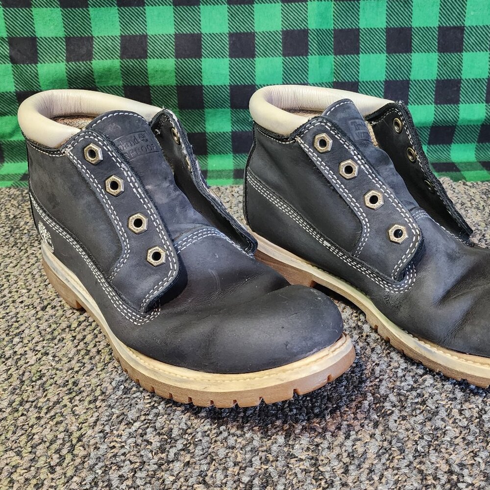 TIMBERLAND NELLIE CHUKKA BOOTS (23312) – BLACK/WHITE - US8.5